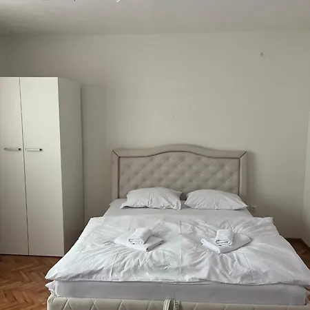 Big House * Bihać