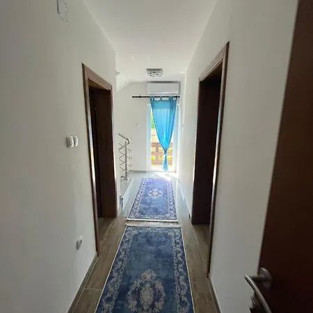 Big House *